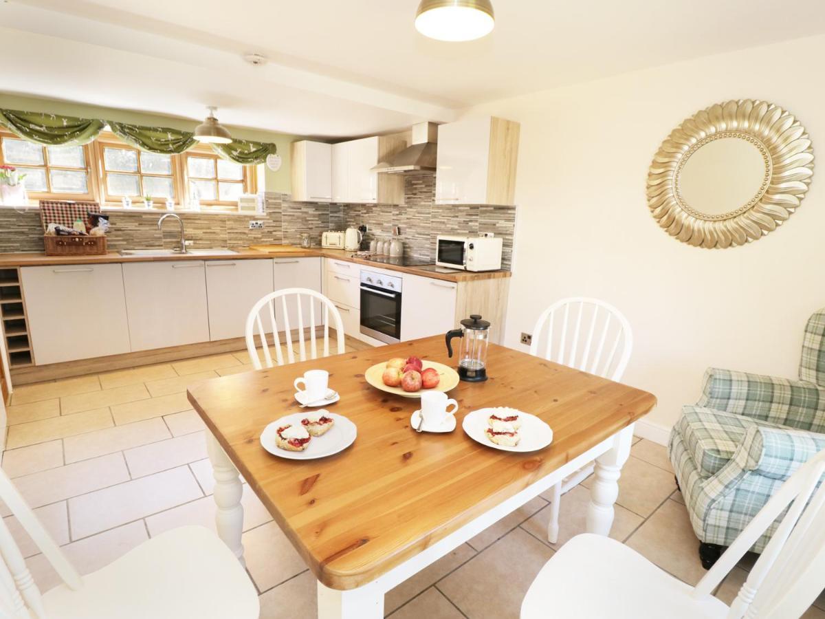 Loft Cottage Crakehall 外观 照片